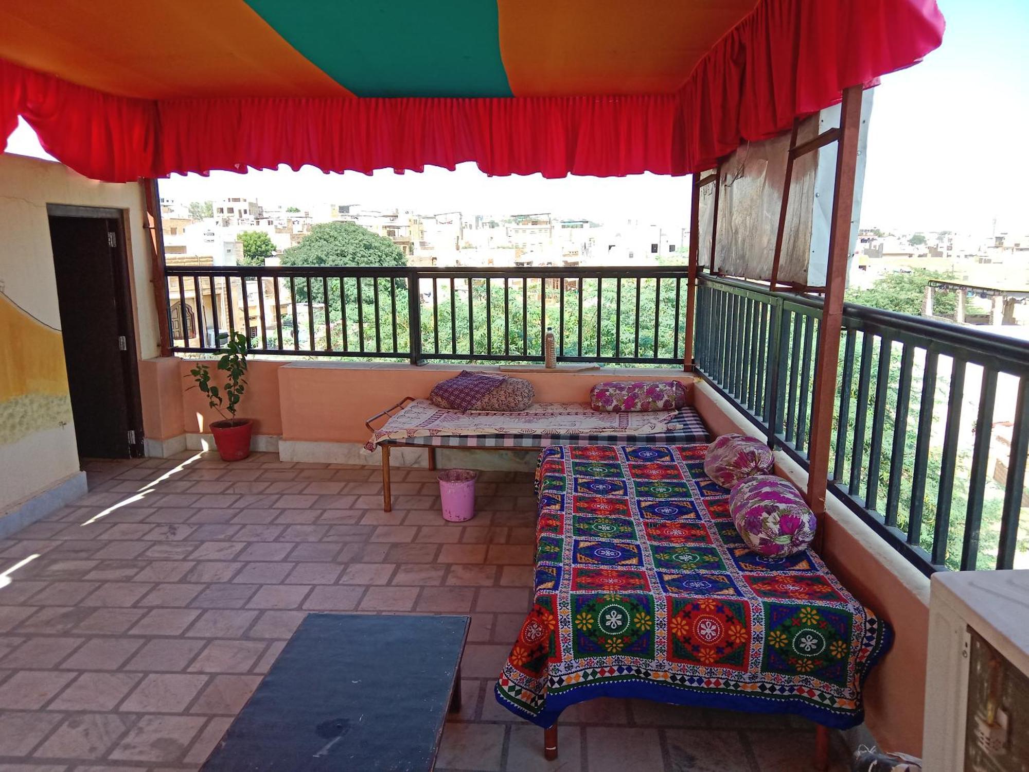 Hotel Neem Haveli Джайсалмер Экстерьер фото